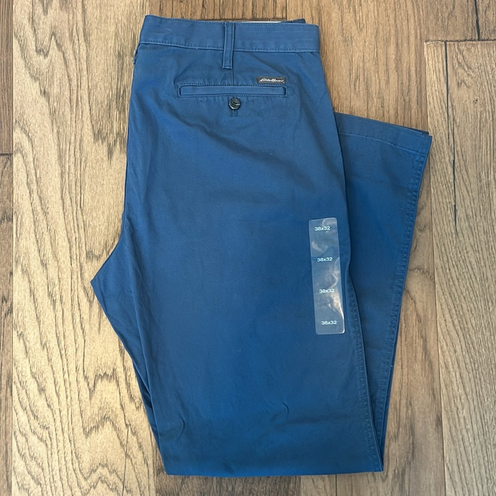 NWT Men’s 38W/32L Eddie Bauer Legend Wash Classic Fit Chinos in Maritime Blue